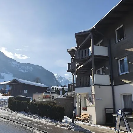 アパート Lasch In Adler Including The Zell Am Summer Card カプルーン