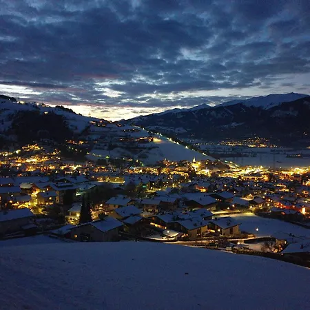 Lasch In Adler Including The Zell Am Summer Card アパート