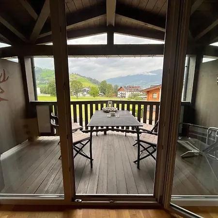 Lasch In Adler 카프룬